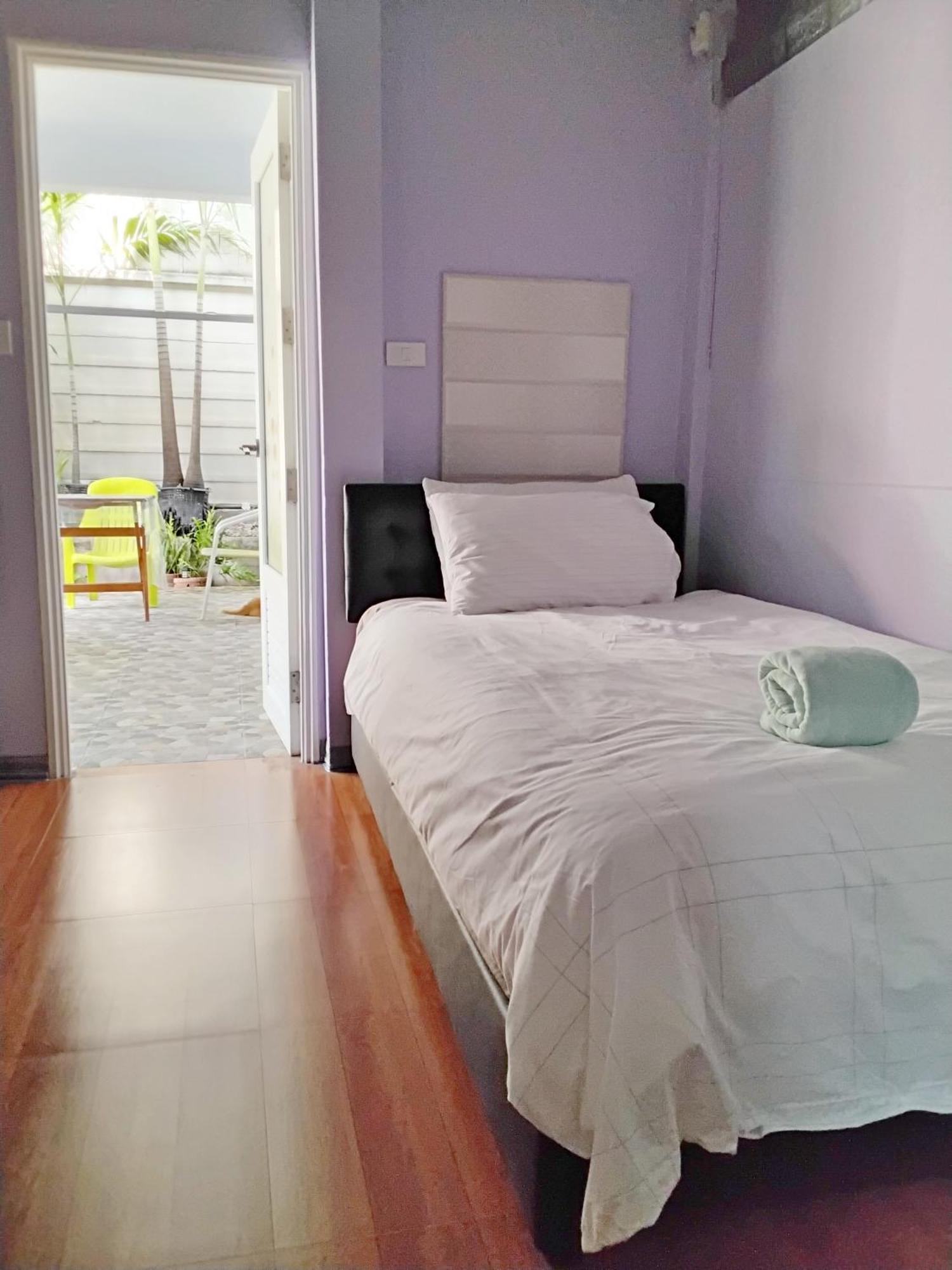 Mango Tree Guestroom Bangkok Buitenkant foto